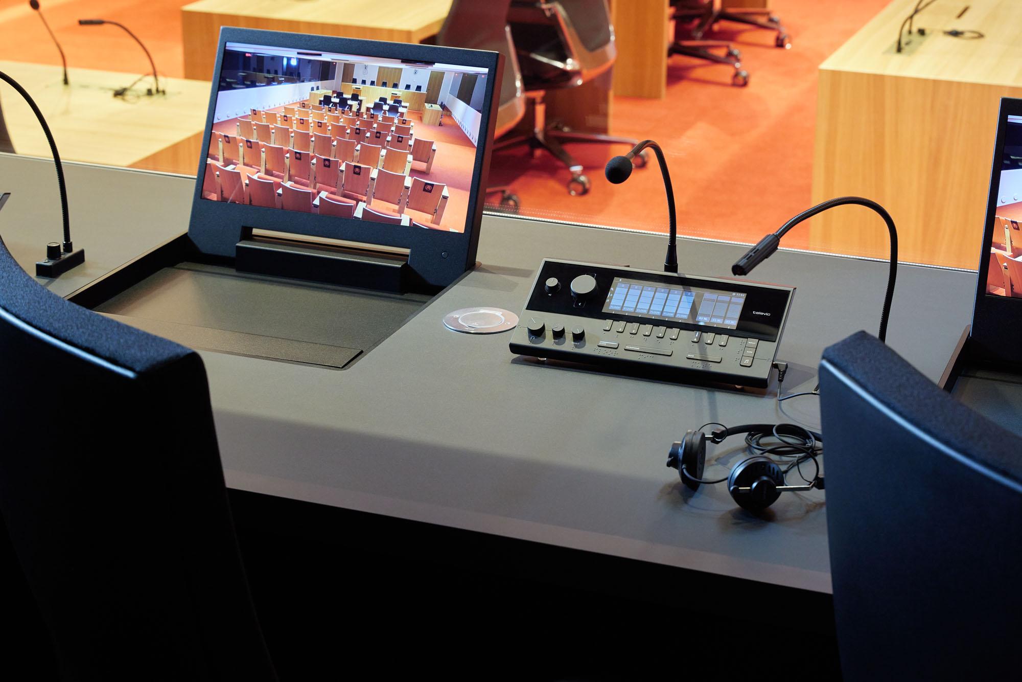 European Court of Justice, Luxemburg,Televic Conference Interpretation Solutions Simultaneous Interpretation interpreter desk Lingua ID